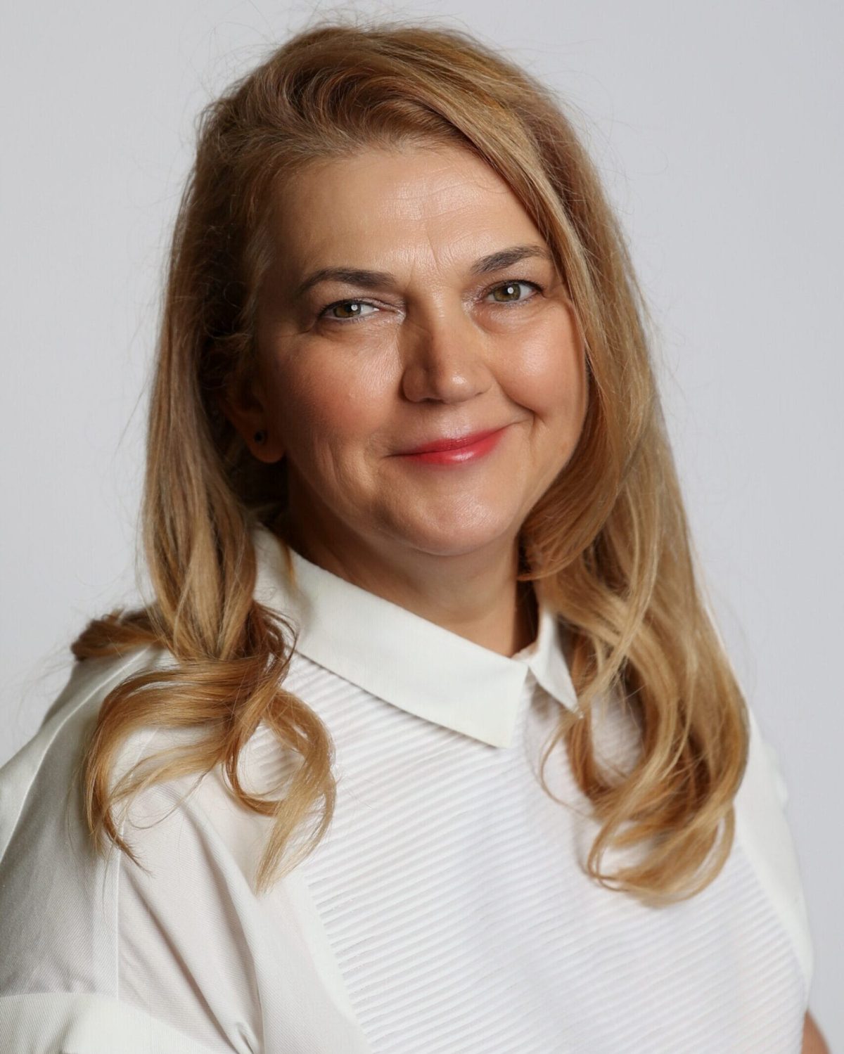 Daniela Mandu, fondatoarea Cusut cu Ață Roz